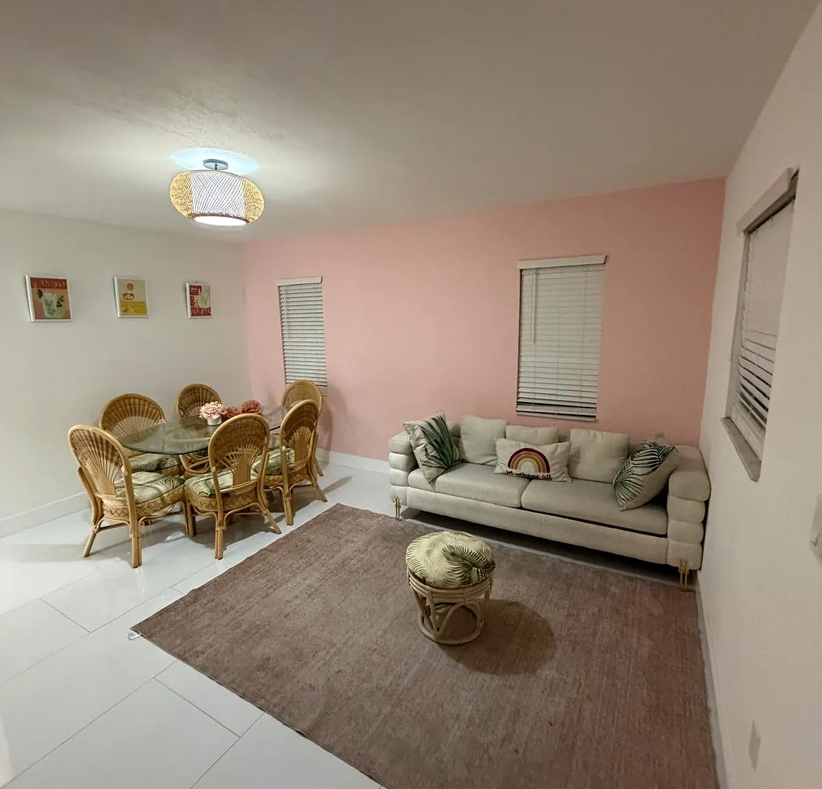 3 bed, 2332 sqft, $3,000 — Photo 1