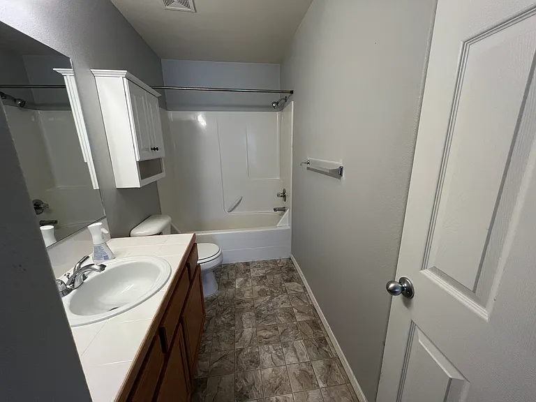 2753 SE 75th Ave — Photo 18