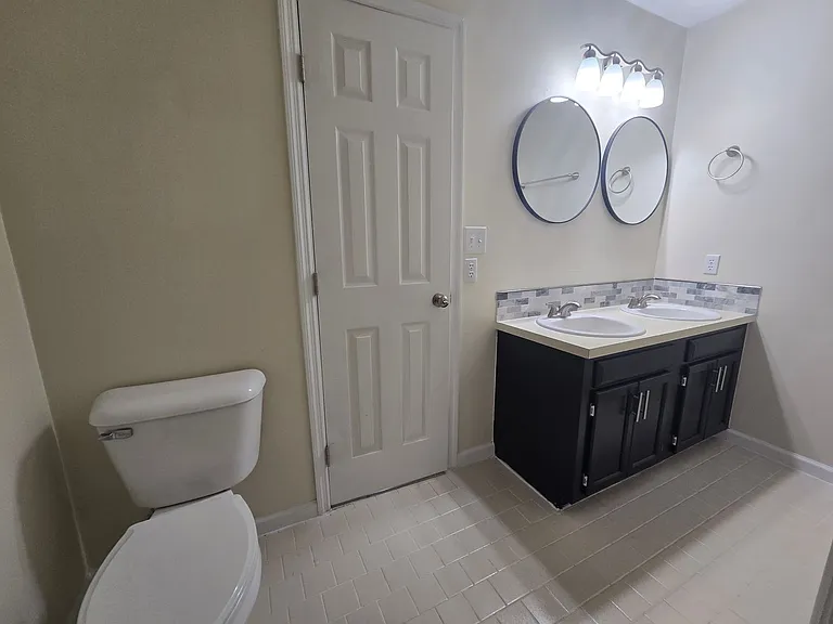 3411 Lainey Ln #C — Photo 21