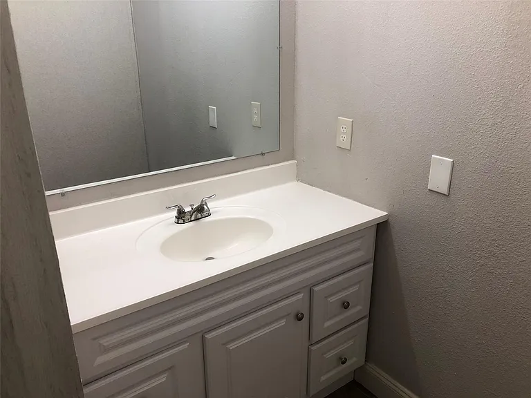 12838 Ann Louise Rd — Photo 17