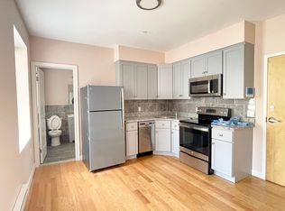 23 Hudson St #202, Boston, MA 02111