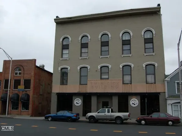 9 Wall St #203, Norwalk, CT 06850