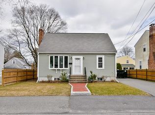 288 Riverside Dr, Dedham, MA 02026
