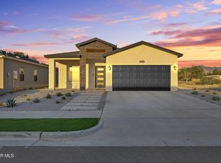 7822 Estrella St, Vinton, TX 79821