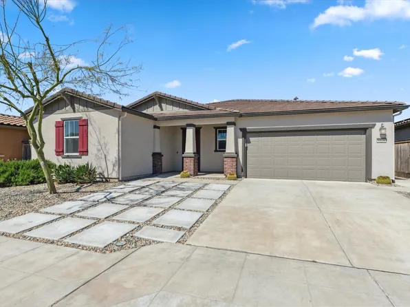 6838 E Cetti Ave, Fresno, CA 93727