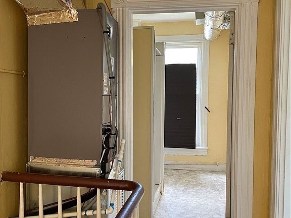 4th image of 1205 N 23rd St #2