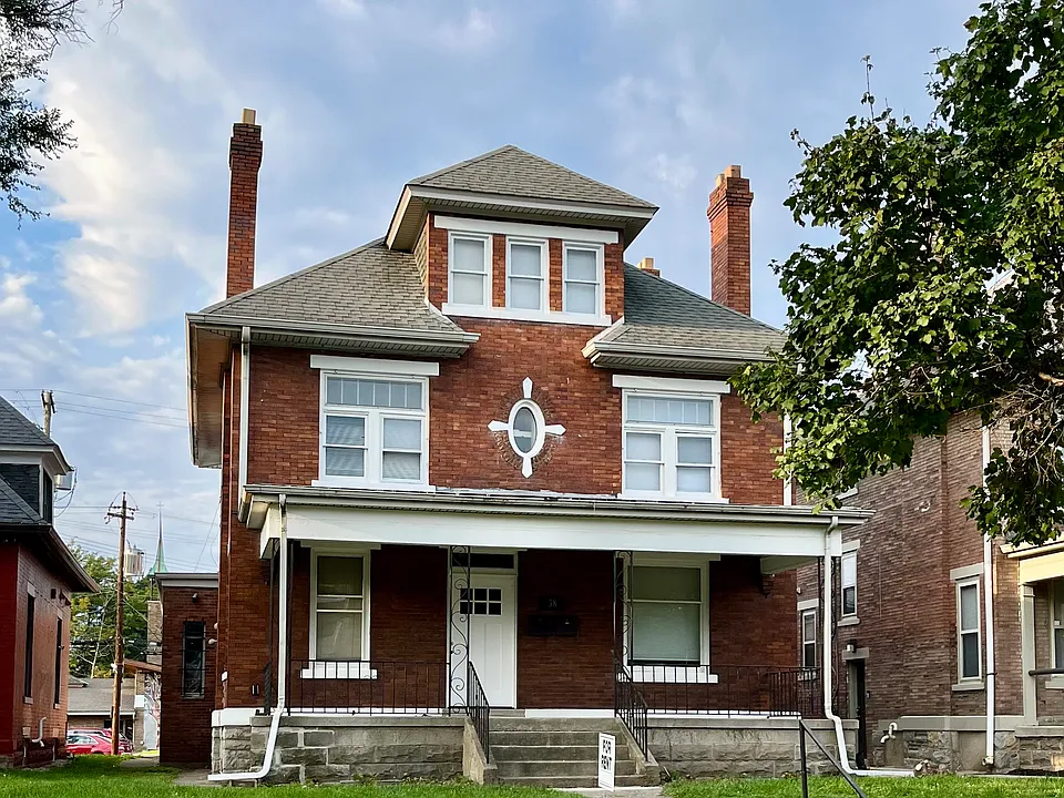 38 E 12th Ave #3