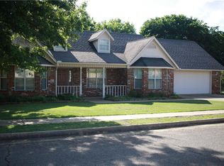 2904 Ash St, Poteau, OK 74953