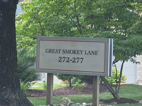 277 Great Smokey Ln, Mahwah, NJ 07430