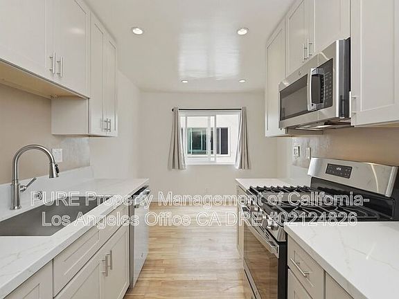 5th image of 2623 4th St #No2