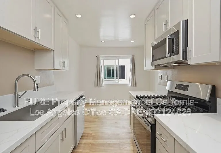 2623 4th St #NO2 — Photo 5