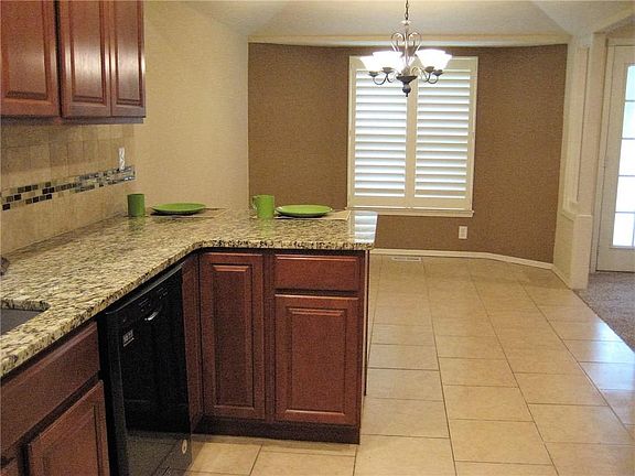 5th image of 2309 Cypress Ct