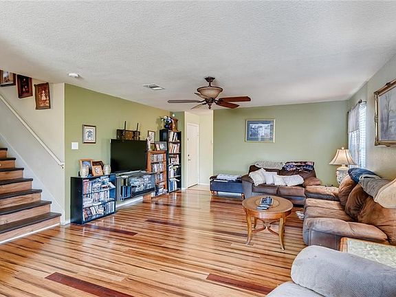 5th image of 303 Marquitos Dr