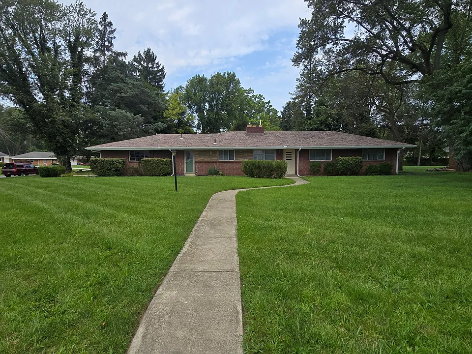 2208 Valleybrook Dr