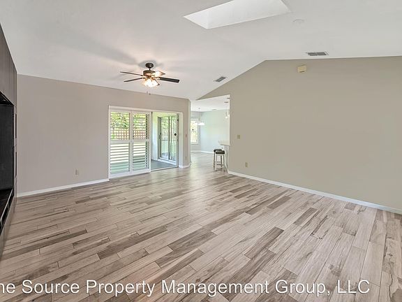 2nd image of 2370 River Reach Dr