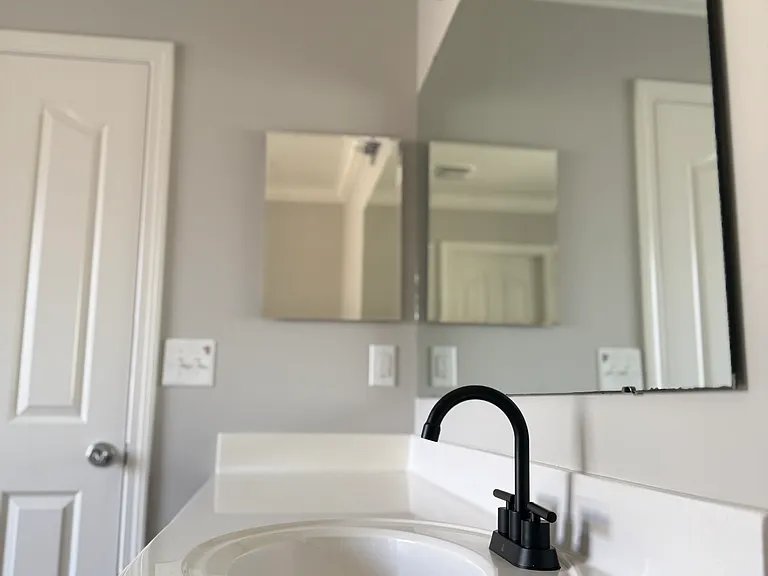 101 Silverspring Pl — Photo 31