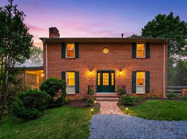 405 Hickory Dr, Earlysville, VA 22936