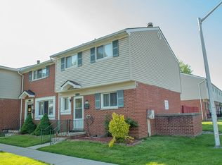 25902 Jeanette Ct, Roseville, MI