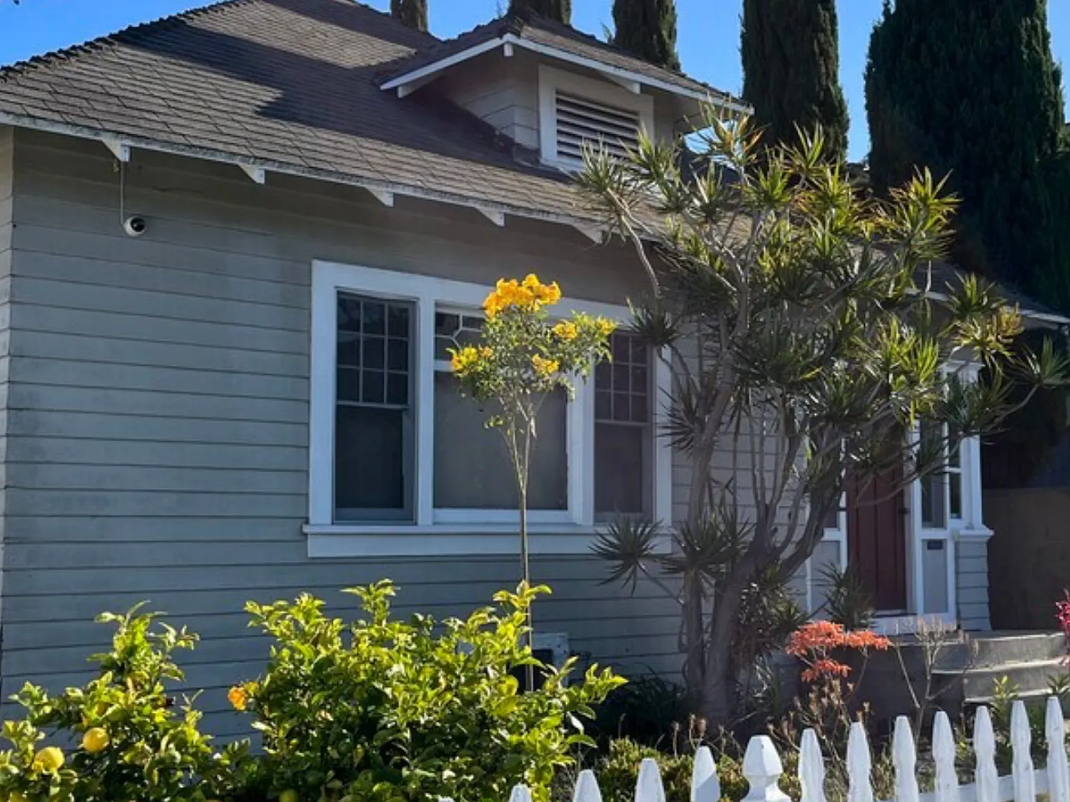 2 bed, $3,000 — Photo 1