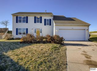9910 Melissa Cir, La Vista, NE 68128
