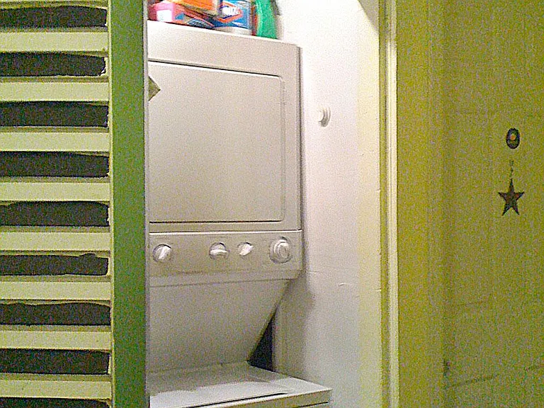 194 Front St #2R — Photo 11