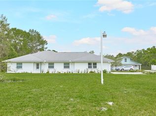 8 Oakwood Rd, Winter Haven, FL 33880