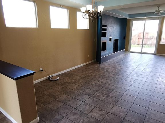 3rd image of 5654 Tres Piezas Dr