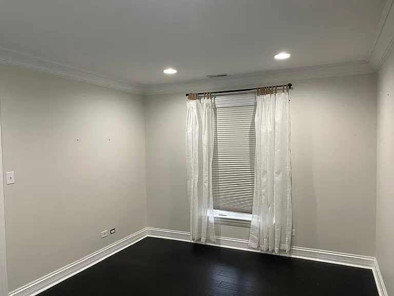 1520 S Roselle Rd — Photo 10