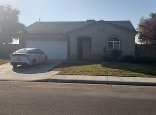 13163 Jasmine Ave, Parlier, CA 93648