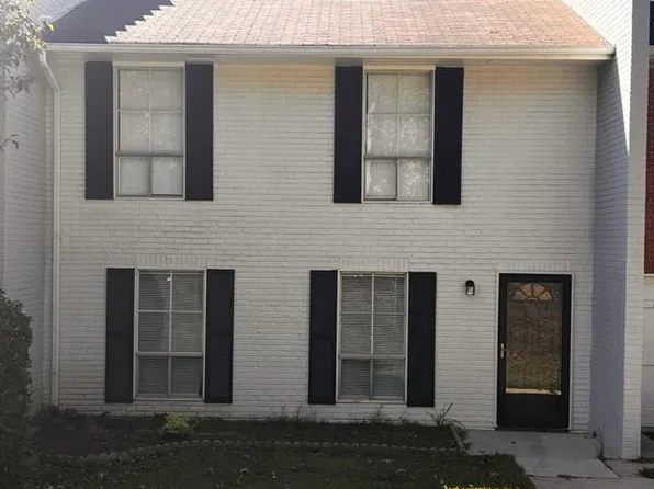 1072 Eastview Cir NE, Conyers, GA 30012