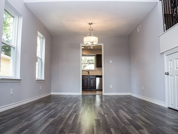3rd image of 3217 Brunchberry Ln