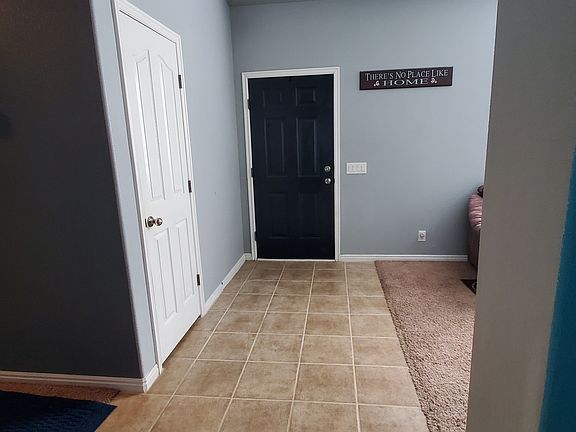 3rd image of 332 N Anasazi Pl