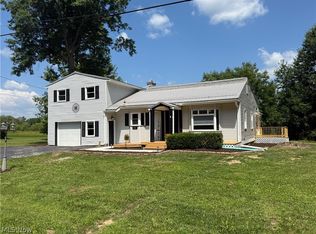 1365 Jewel Bay Rd, Cortland, OH 44410