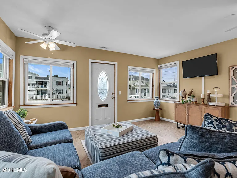 68 Decatur Ave — Photo 13
