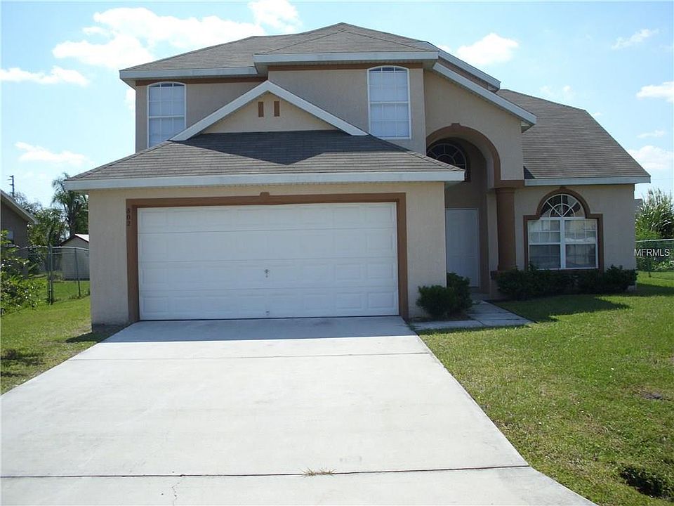 1st image of 802 Cabaret Ct