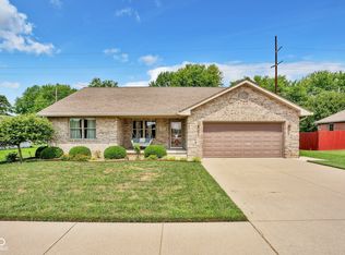 124 Stevens Dr, Seymour, IN 47274