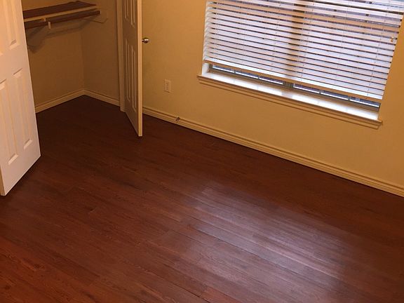 3rd image of 416 Forest Dr Unit 416