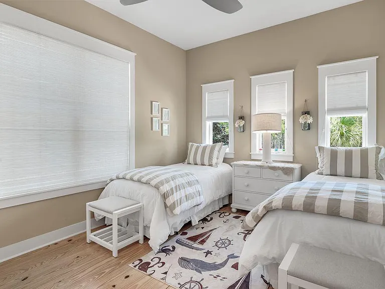 187 Cypress Dr — Photo 34