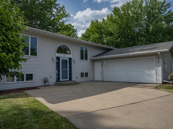 617 Grove St, Mauston, WI 53948