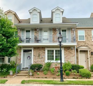 222 Rue Saint Peter, Metairie, LA, 70005