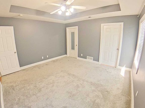 5th image of 225 Walters Dr
