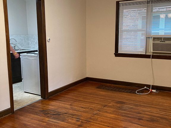 5th image of 1393 W 3rd Ave APT C