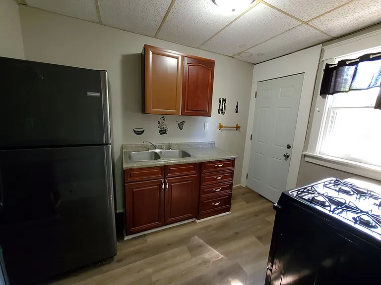 416 Sunnyside Ave — Photo 8