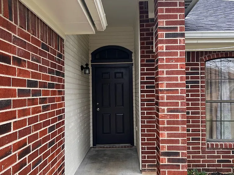 4205 Bluestem Ln — Photo 2