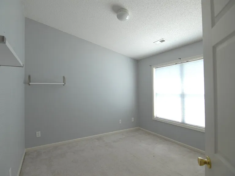800 Remount Ct #32 — Photo 10