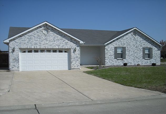 1st image of 84 Browning Dr