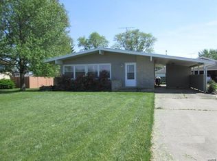 119 W 4th St, Hoffman, IL