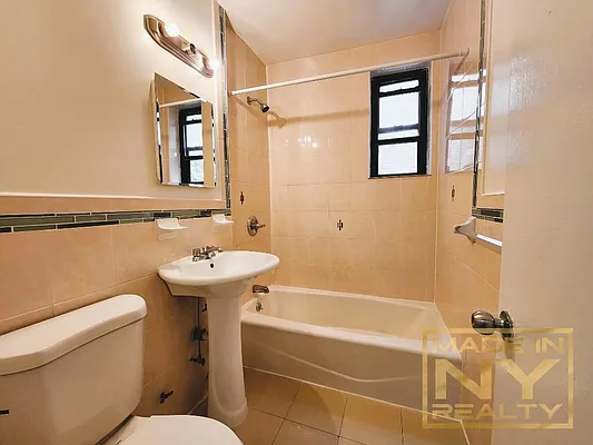 Rented by Made In NY Realty | media 8