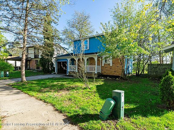 4th image of 4046 Seaway Dr