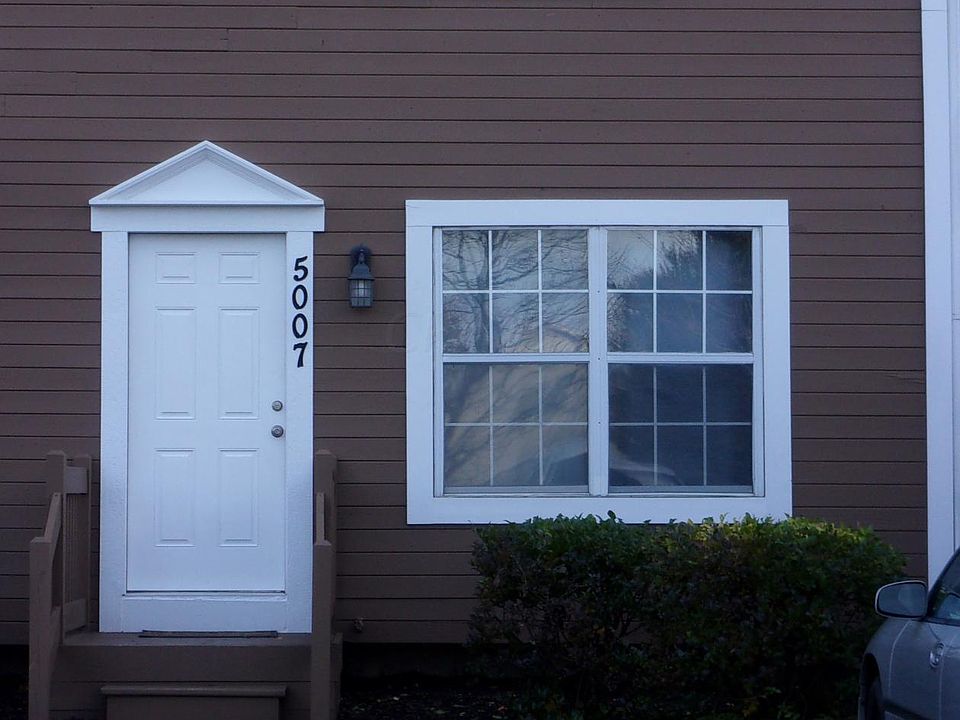 1st image of 5007 Stoneybrook Blvd